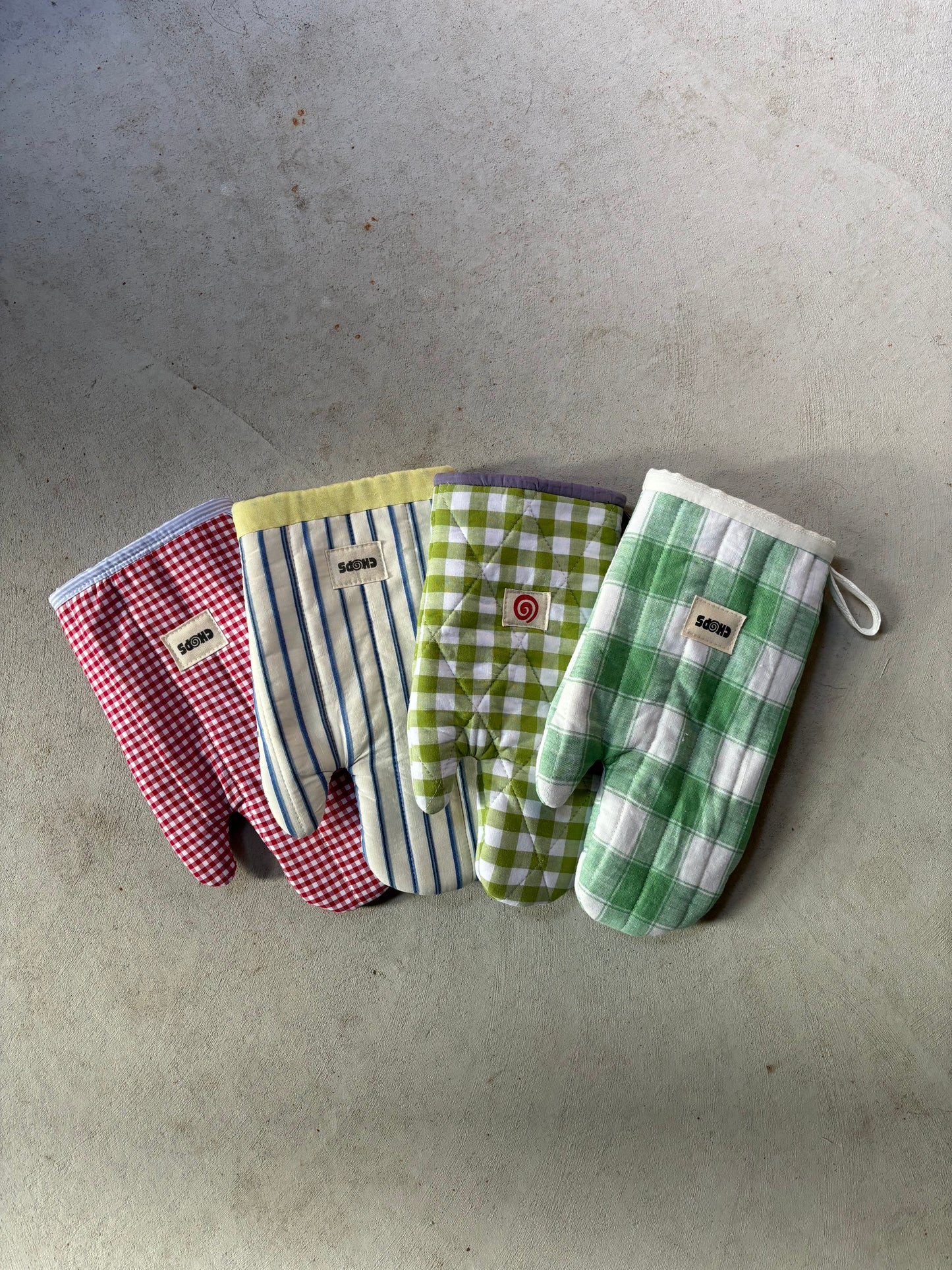 Green Check Linen Quilted Oven Mitt